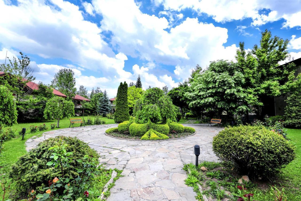 Tsarsko Selo Spa Hotel โซเฟีย ภายนอก รูปภาพ